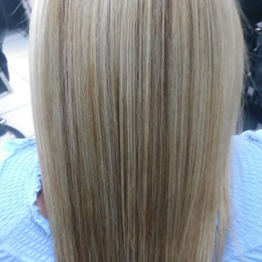 Beauty Salon «Illusions Beauty Salon & Spa», reviews and photos, 28913 S Dixie Hwy, Homestead, FL 33033, USA