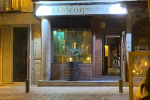 Odeon-Single image