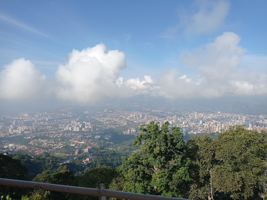 La Embajada Onzagueña