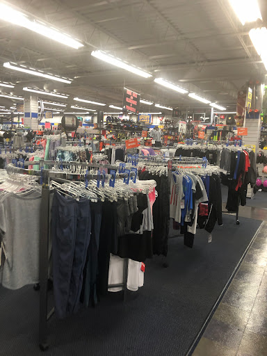 Sporting Goods Store «Big 5 Sporting Goods», reviews and photos, 10051 E Iliff Ave, Aurora, CO 80014, USA