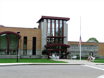 South Huntington Public Library