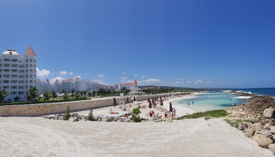 Bahia Principe Runaway Bay Plajı