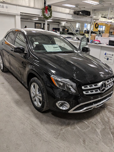 Mercedes Benz Dealer «Mercedes-Benz of Milwaukee North», reviews and photos, 1400 W Silver Spring Dr #105, Milwaukee, WI 53209, USA