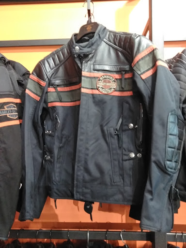 Harley-Davidson Dealer «Stormy Hill Harley-Davidson», reviews and photos, 2480 US-27, Clermont, FL 34711, USA