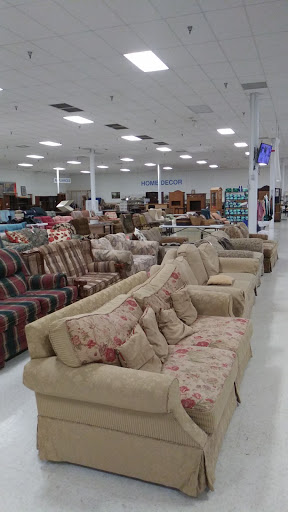 Non-Profit Organization «Raleigh Rescue Mission Store and Donation Center», reviews and photos, 4700 Capital Blvd, Raleigh, NC 27604, USA