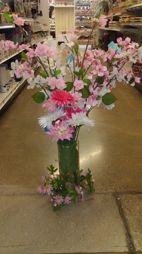 Fabric Store «Jo-Ann Fabrics and Crafts», reviews and photos, 555 W Roosevelt Rd, Chicago, IL 60607, USA