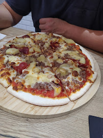Plats et boissons du Pizzeria Super-Pizza à Roanne - n°6