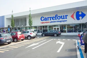 Carrefour Hypermarket image