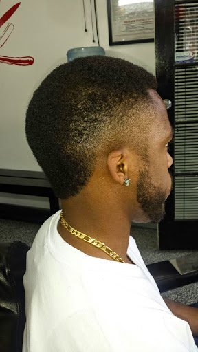 Barber Shop «A Little Off the Top Barber Shop», reviews and photos, 2712 MacArthur Blvd, Oakland, CA 94602, USA