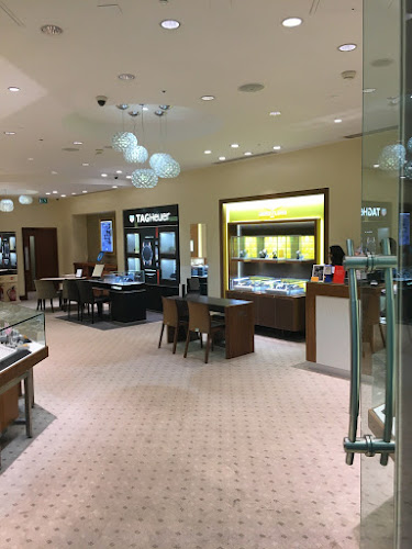 Comments and reviews of Goldsmiths - Official Rolex Retailer