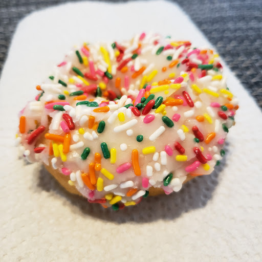 Donut Shop «T & D Donuts», reviews and photos, 6075 N Figarden Dr, Fresno, CA 93722, USA