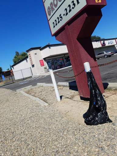 Grocery Store «Coloma Grocery», reviews and photos, 2225 McGregor Dr, Rancho Cordova, CA 95670, USA