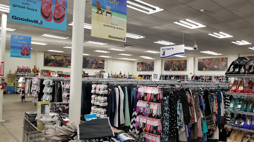 Thrift Store «Goodwill St Petersburg Store», reviews and photos