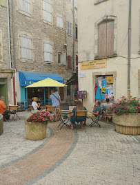 Les Vans du Café Cardamome à Saint-Ambroix - n°1