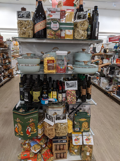 Department Store «HomeGoods», reviews and photos, 67 Newtown Rd, Danbury, CT 06810, USA
