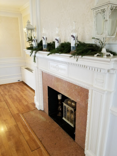 Wedding Venue «Whitehouse Caterers at Overhills Mansion, circa 1897», reviews and photos, 916 S Rolling Rd, Catonsville, MD 21228, USA