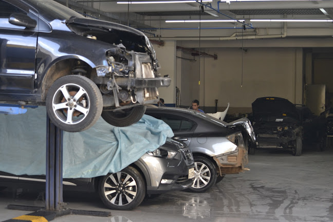 Napoli - Oficina mecânica