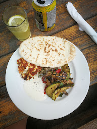 Photo n°5 de Aux Deux Platanes à Caunes-Minervois ()