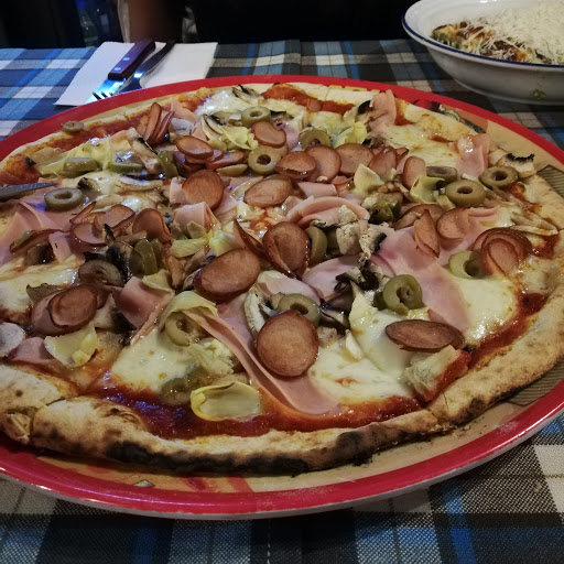 Da Giancarlo Casa Pizzería Italiana