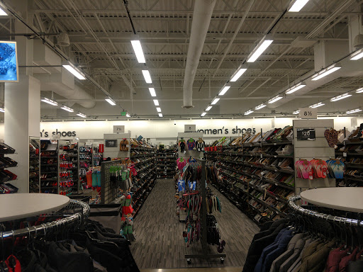 Department Store «Nordstrom Rack at The Block Northway», reviews and photos, 8031 McKnight Rd, Pittsburgh, PA 15237, USA