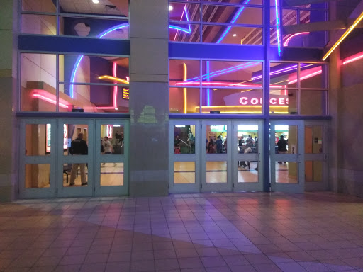 Movie Theater «Regal Cinemas Southland Mall 16», reviews and photos, 20505 S Dixie Hwy, Cutler Bay, FL 33189, USA