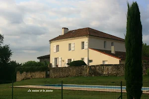 Wood Cadène - Gite and B & B image