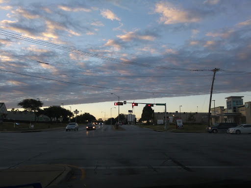 Grocery Store «Kroger», reviews and photos, 514 S Carrier Pkwy, Grand Prairie, TX 75051, USA