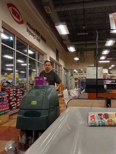 Shopping Mall «Bala Cynwyd Shopping Center», reviews and photos, 59 E City Ave, Bala Cynwyd, PA 19004, USA