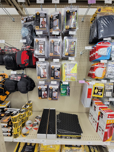 Hardware Store «Harbor Freight Tools», reviews and photos, 6000 Mahoning Ave STE 20, Austintown, OH 44515, USA
