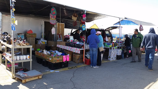 Flea Market «Montana Charlie’s», reviews and photos, 255 S Joliet Rd, Bolingbrook, IL 60440, USA
