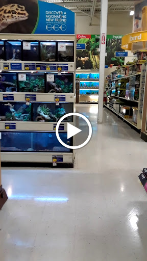 Pet Supply Store «PetSmart», reviews and photos, 4240 S Mooney Blvd, Visalia, CA 93277, USA