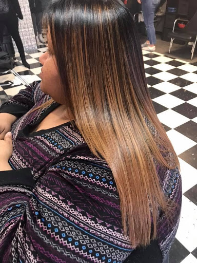 Beauty Salon «Liz Torres Beauty Salon», reviews and photos, 267 Stonecrossing Dr # D, Clarksville, TN 37042, USA