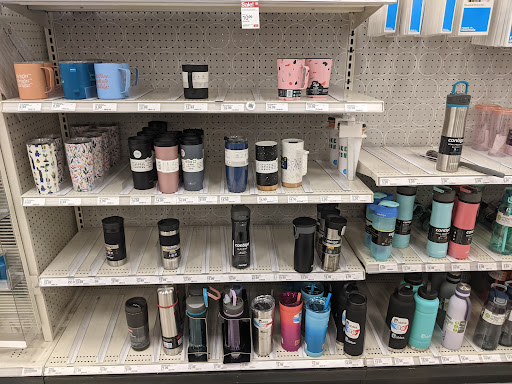 Department Store «Target», reviews and photos, 543 River Rd, Edgewater, NJ 07020, USA