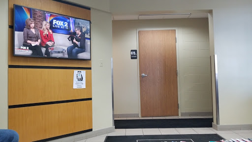 Car Dealer «Golling Buick GMC», reviews and photos, 1491 S Lapeer Rd, Lake Orion, MI 48360, USA