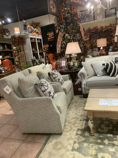 Furniture Store «Three French Hens Antiques», reviews and photos, 16935 Manchester Rd, Grover, MO 63040, USA