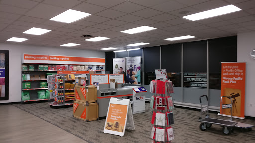 Print Shop «FedEx Office Print & Ship Center», reviews and photos, 941 Jefferson Rd, Rochester, NY 14623, USA
