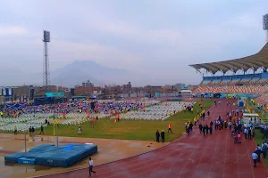 Estadio Chan Chan image