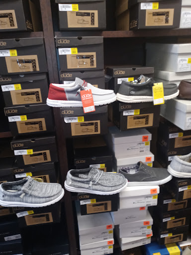 Shoe Store «Shoe Dept.», reviews and photos, 1701 Stringtown Rd, Grove City, OH 43123, USA