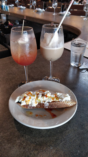 Shopping Mall «Rye Ridge Shopping Center», reviews and photos, 142 S Ridge St, Rye Brook, NY 10573, USA