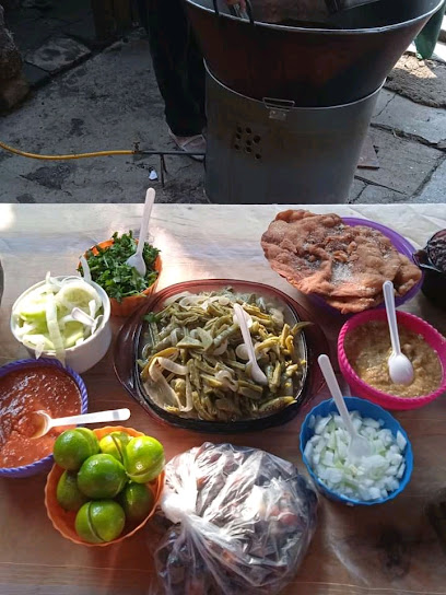 Tacos y Carnitas Agustin - C. Francisco Sarabia 2, San Rafael, 54960 Tultepec, Méx., Mexico