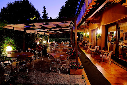 Tipamasaro Ristorante Bar Via Cavour, 31, 21026 Gavirate VA, Italia