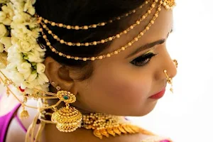 Shrutipa Bridal makeup studio image