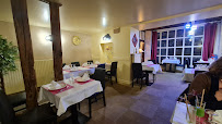 Atmosphère du Restaurant indien RESTAURANT LE KASHMIR à Nevers - n°9
