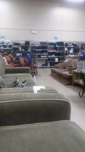 Thrift Store «Goodwill Store & Donation Center», reviews and photos, 761 S Midlothian Rd, Mundelein, IL 60060, USA