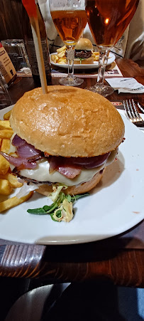Hamburger du Restaurant de grillades à l'américaine Old Wild West à Rouen - n°16