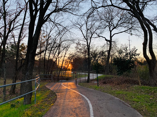 Park «Bob Findlay Linear Park», reviews and photos, 900 Findlay Dr, Arlington, TX 76012, USA