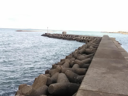 西鳥取漁港防波堤