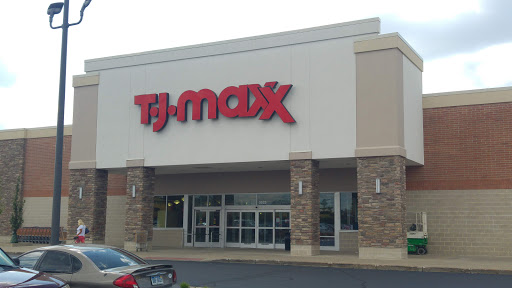 Shopping Mall «Shops at CenterPoint», reviews and photos, 3665 28th St SE, Grand Rapids, MI 49512, USA