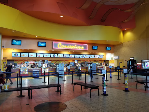 Movie Theater «Regal Cinemas Everett Mall 16 & RPX», reviews and photos, 1402 SE Everett Mall Way, Everett, WA 98208, USA