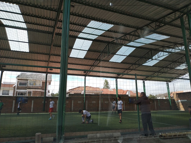 Champions de la Remigio - Campo de fútbol